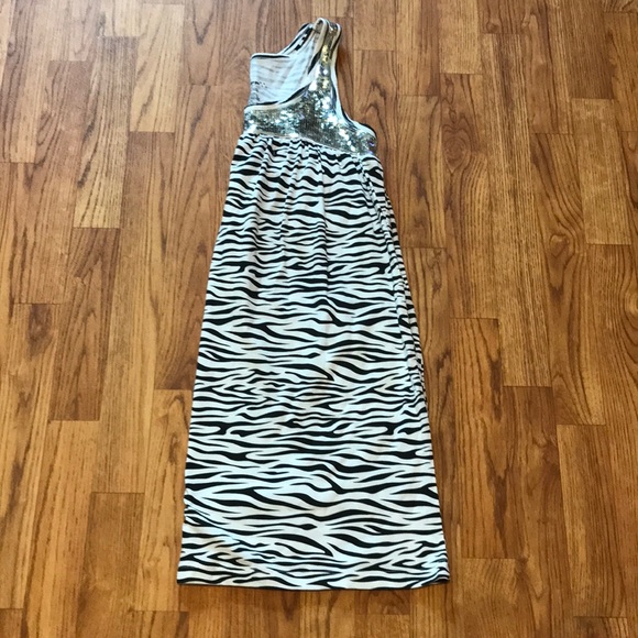 Night Gown size Small 💕 - Picture 6 of 7